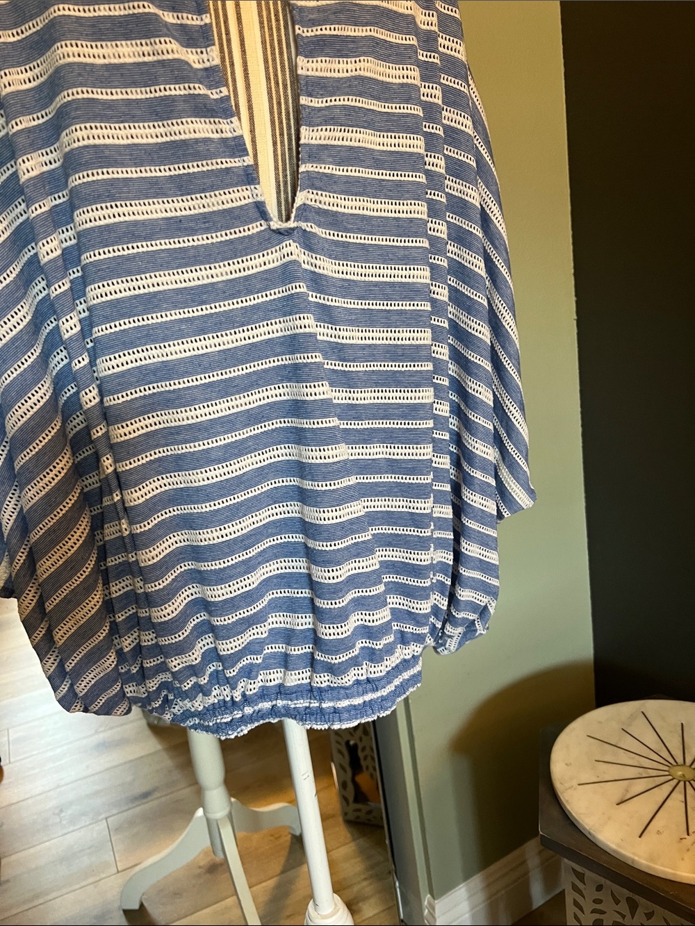 Free People, Large, keyhole back, Blue & White Striped Boatneck Tunic, flowy - Picture 5 of 10